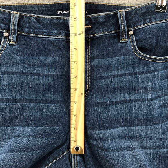 Chicos Jeans Womens 2 US 12 Blue Mid Rise Straight Leg Medium Wash Denim Stretch - Picture 9 of 12